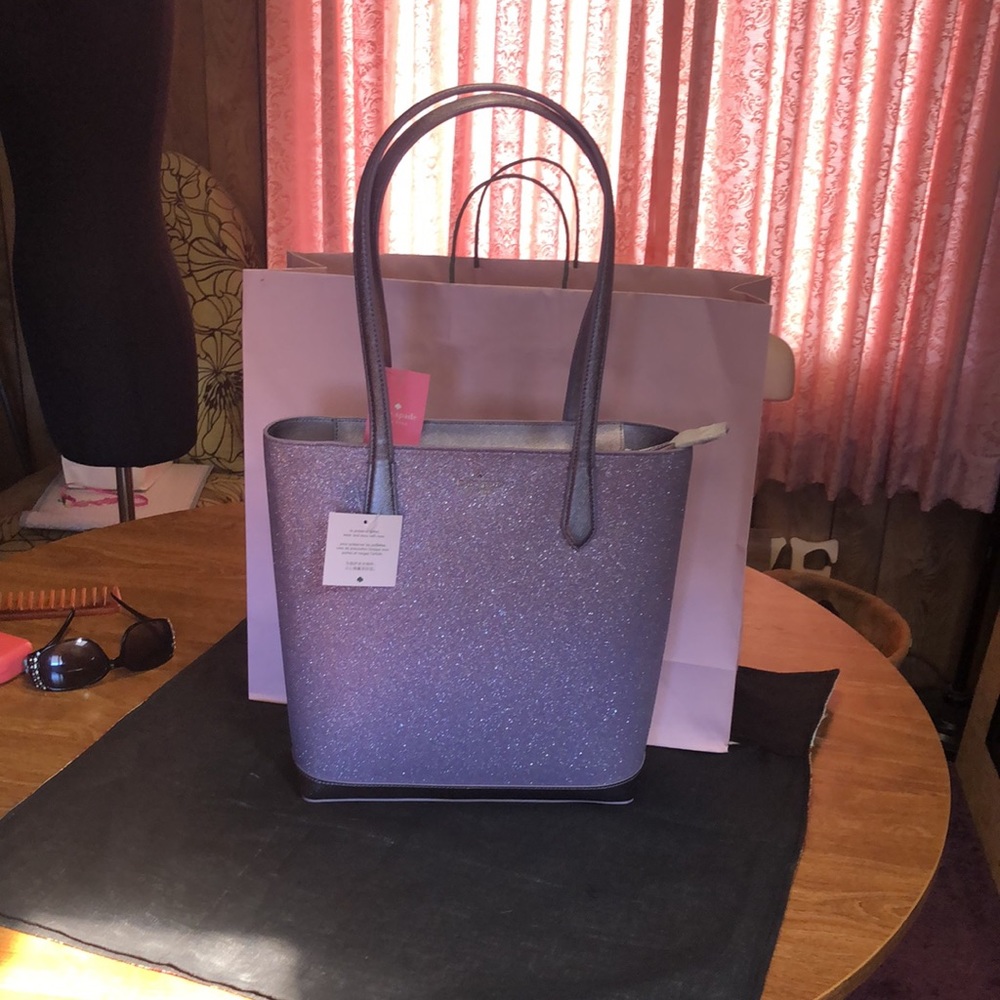 🎊🎉HOST PICK🎉🎊 NWT Stunning Glittery Kate Spade ♠️ Lilac Frost Purse 👛 - Picture 11 of 17